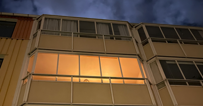 BRF Åkanten - Regler om blinkande lampor på våra balkonger